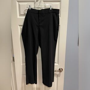 Old Navy Long Pants Size 22 Plus, Black, Length 41, Inseam 11.5”